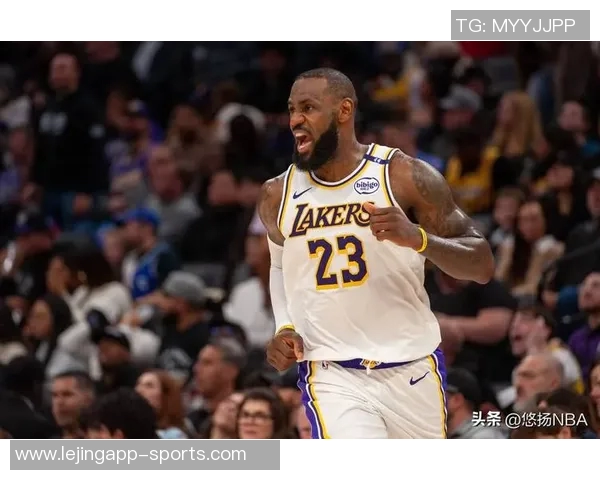 詹姆斯专注提升接球投篮能力预计无球打法将迎来生涯新高峰 詹姆斯专注提升接球投篮能力预计无球打法将迎来生涯新高峰